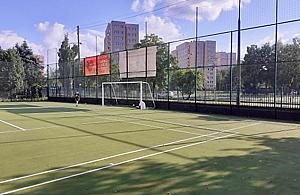 Boiska czekają, mieszkańców brak. Gdzie i kiedy można pograć?