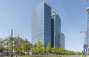 To nie jest wizualizacja. Potrójny wieżowiec otwarty