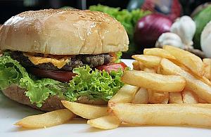 Zapiekanki, burgery, langosze - Wawerski Festiwal StreetFoodu