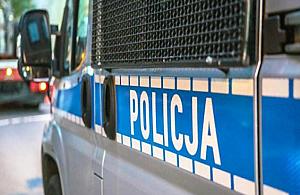 Brutalna napaść na Muranowie. "Bił pięściami, ciągnął po betonie"