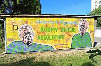 Nowy mural na Woli. "R�bmy swoje, absolutnie"