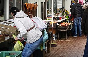 Zawód: edukator od toreb, budżet: 100 tys. Marnowanie publicznych pieniędzy?