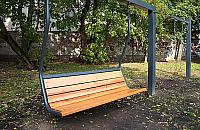 Nietypowe ławki staną w parkach? Zdecydują mieszkańcy Woli
