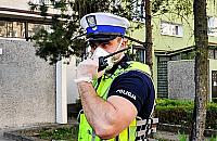 Patrol interweniuje na Chomiczówce. "30-latek kupował marihuanę"
