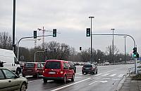 Absurd na Modlińskiej. Piesi muszą chodzić dookoła