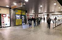 Kolejki w punktach obsługi pasażera. "Sprzedaż biletów wzrosła skokowo"