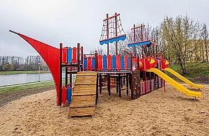 Nowa atrakcja dla mieszkańców. Piracki statek na Woli