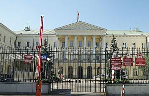 Warszawa wydaje za dużo. Odpowiedź? Kolejny kredyt