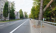 Odyńca: węższa jezdnia, szerszy chodnik