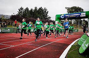 Zrób test Coopera. Wywalcz sprzęt sportowy dla szkoły