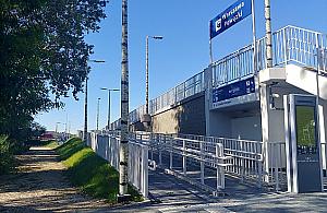 Kładka na Powązkach otwarta. Rok poślizgu