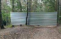 Drzwi do lasu? "To prywatna działka"