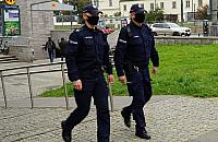 Policja: "Zero tolerancji za brak maseczki". Ponad czterysta osób nie przyjęło mandatu