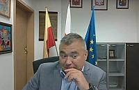 "Prosz� usun�� psa z sali". Absurdy obrad online