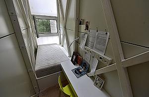 Najwęższy dom świata ma osiem lat. "Nie warto marnować czasu"