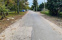 Zapomniany zakątek Chomiczówki. Dotrze tu cywilizacja