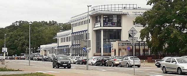 Tłumy chętnych na bezpłatny test. Pacjenci odsyłani do innych punktów