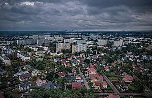 Legionowska spółdzielnia nagrodzona. "Za co? Windy wciąż zepsute, korytarze brudne"