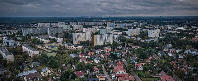 Legionowska spółdzielnia nagrodzona. "Za co? Windy wciąż zepsute, korytarze brudne"