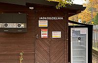 Pierwsza jadłodzielnia w Wawrze. "Zamiast wyrzucać, podziel się z sąsiadem"