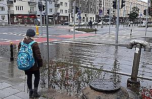 Górczewska pływa. Winna budowa metra?