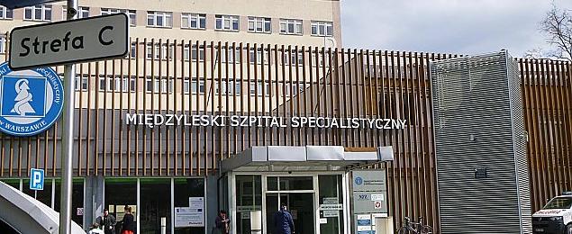 Wstrzymane przyjęcia, poradnie niedostępne. Szpital w Międzylesiu skupiony na covid-19