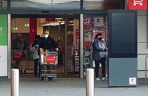 Od grudnia 1000 zł za brak maseczki? Mandat wystawi także strażnik miejski