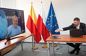 Unia sypnęła groszem. Wielkie dofinansowanie dla SKM