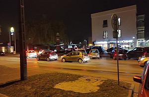 Klienci szturmują McDonald's. "W kolejce po Drwala"