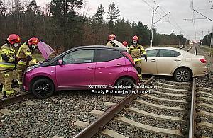 Mistrzowie kierownicy na torach. Wstrzymano ruch pociągów