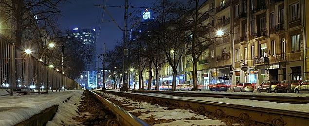 Ostrzeżenie dla Warszawy. Posypywarki ruszyły
