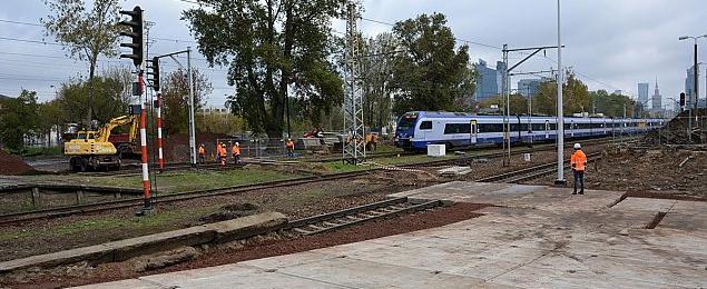 Ludzkie szczątki przy Dworcu Zachodnim. Sprawę bada policja