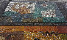 Nietypowy zabytek Wawra. Mozaika z lat sześćdziesiątych pod ochroną