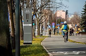 Gadżety dla rowerzystów nie działają. Syrenka na razie nie macha