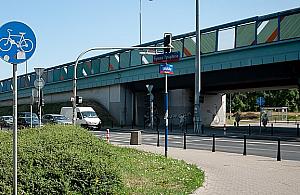 Nowe fotoradary w Warszawie. Złapią tych, co przejeżdżają na czerwonym