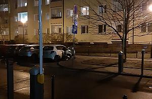 Spółdzielnia zamyka ulicę Zgrupowania AK "Żmija" szlabanami. Chodzi o kasę?