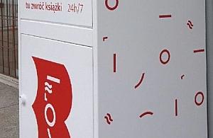 Mała rzecz, a cieszy. Oddasz książki nawet w nocy