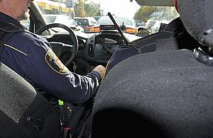 "Wężykiem" ulicami Wawrzyszewa. Kierowca z trudem utrzymywał się na nogach