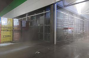 Kolejne zalanie w Leroy Merlin w Jabłonnie. Woda po kostki