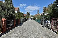 Propozycja młodej lewicy: "Przywróćmy na Bielanach bruk, spowolni samochody"