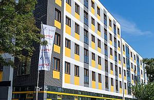 Samorząd buduje mieszkania. Czytelnik: "Makabryczna kolorystyka"