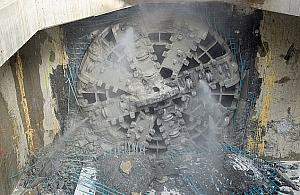 Metrem na Bródno. Drążenie tuneli zakończone