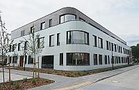 Wielkie plany, wielkie rozczarowanie. Zbudowali przychodnię, stoi prawie pusta.