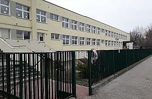 Sanepid zamknął szkołę przy Czumy. Zmarła 32-letnia nauczycielka