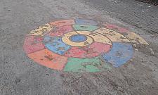 Na ławki zabrakło, na marne gry chodnikowe starczyło. Tak wybrali mieszkańcy