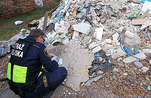 Białołęka pełna dzikich wysypisk. Podatek śmieciowy nie spełnił oczekiwań