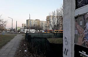 Przy pętli Piaski może stanąć wysoki blok. Działka na sprzedaż