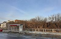 Nielogiczna "wyrwa" w ekranach akustycznych na Lazurowej doskwiera mieszkańcom Szeligowskiej