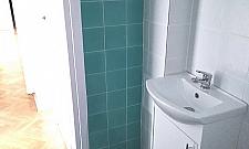 Mieszkanie komunalne jak z filmu. Trafi do rodziny wielodzietnej