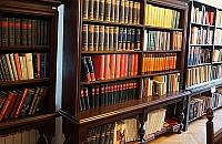 Elegancja epoki Bieruta. Meble i świeczniki uznane za zabytki